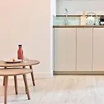 Appartement Au Centre De Paris - Musee Grevin