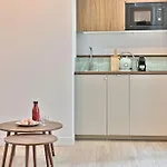 Appartement Au Centre De Paris - Musee Grevin